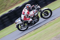 Vintage-motorcycle-club;eventdigitalimages;mallory-park;mallory-park-trackday-photographs;no-limits-trackdays;peter-wileman-photography;trackday-digital-images;trackday-photos;vmcc-festival-1000-bikes-photographs